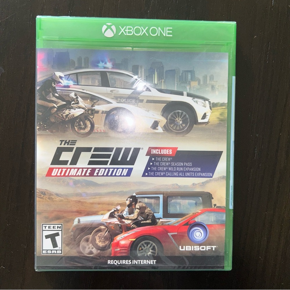 New in sealed package Xbox One THE CREW ULTIMATE EDITION. Rated teen